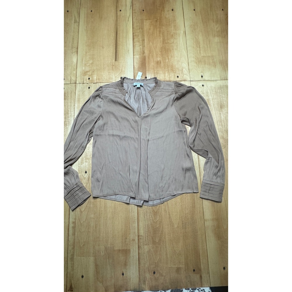 Evereve Womens V-Neck Ruffle Collar Long Sleeve Blouse Taupe Brown Size S NEW